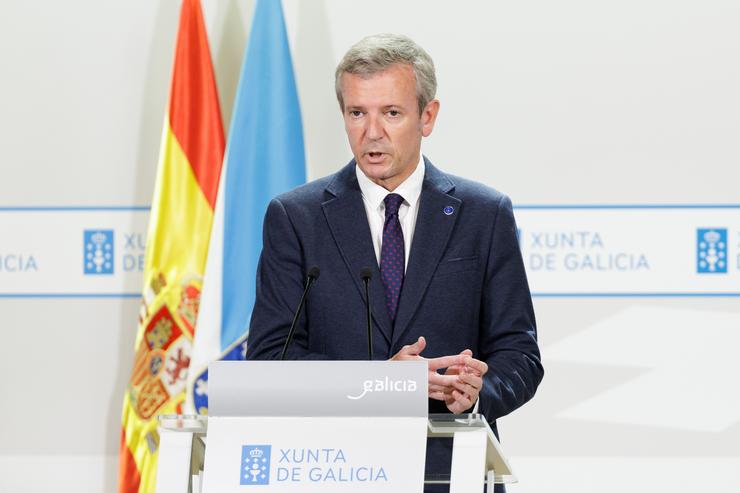 O titular da Xunta, Alfonso Rueda, na rolda de prensa posterior á reunión semanal do seu Goberno 