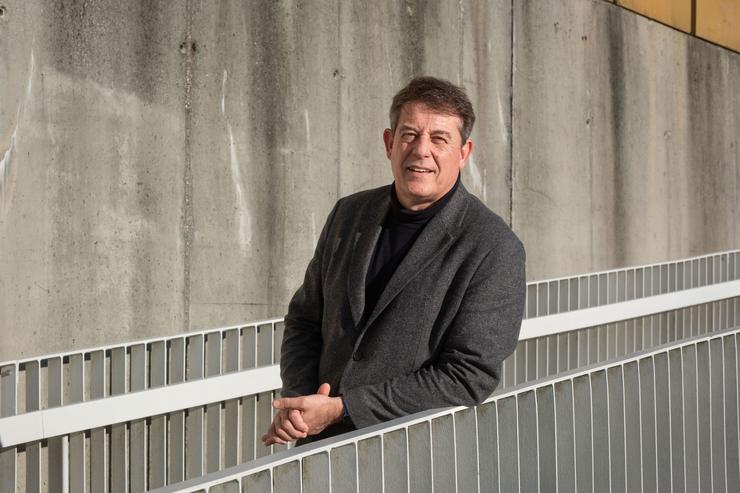 O secretario xeral do PSOE de Galicia, José Ramón Besteiro, pousa tras unha entrevista para Europa Press, a 17 de xaneiro de 2025, en Santiago de Compostela / César Arxina - Arquivo
