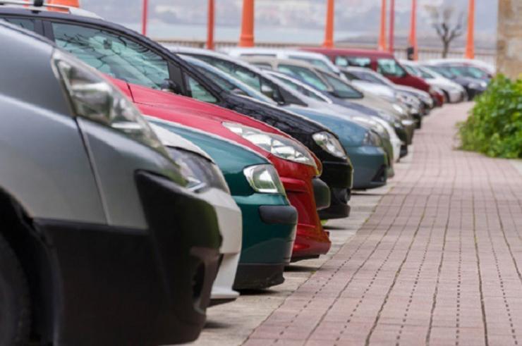 Arquivo - Recurso coches usados.. COCHES.COM - Arquivo / Europa Press