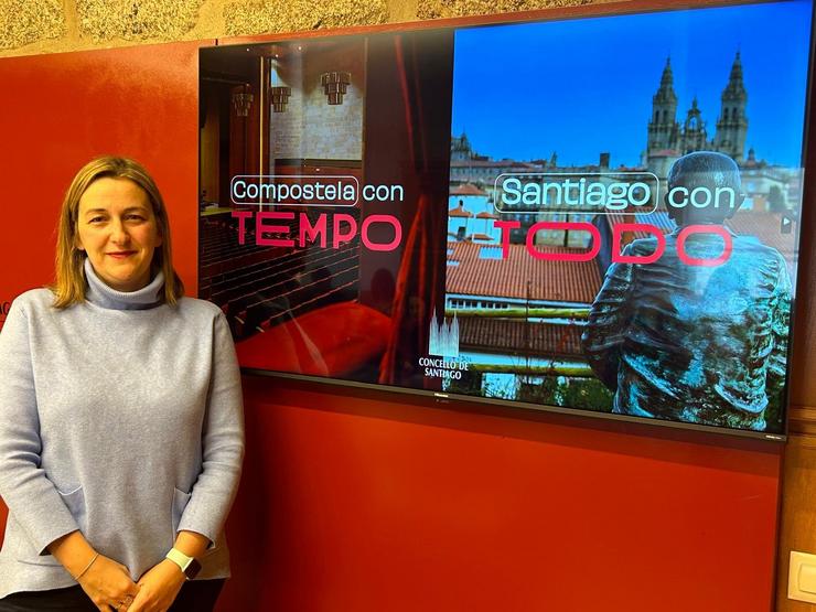 A concelleira de Turismo de Santiago, Míriam Louzao, presenta a campaña para Fitur 2025 / CONCELLO DE SANTIAGO