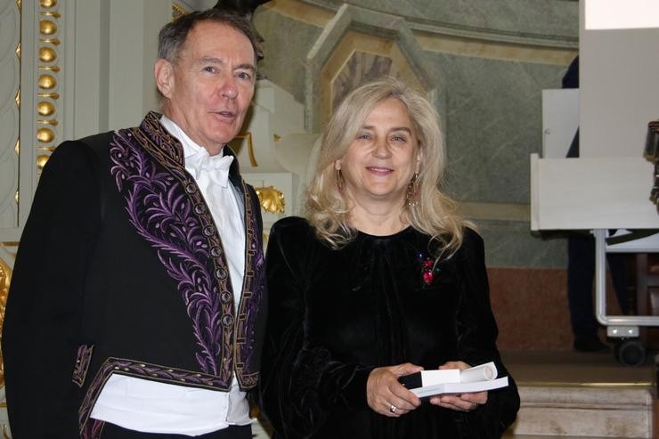 A investigadora María Branco Prieto, da Pobra de Trives (Ourense), ingresa na Academia Nacional de Medicamento de Francia.. UNIVERSIDADE DE NAVARRA / Europa Press