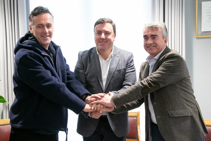 A Deputación da Coruña e Pedralonga Estudos asinan o contrato para a xestión do estudio virtual Estudo Inmersivo. DEPUTACIÓN DA CORUÑA / Europa Press