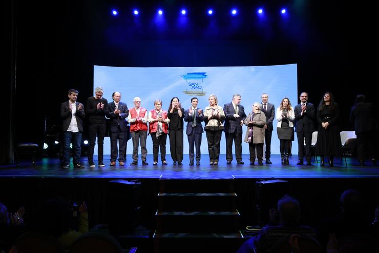 O alcalde de Ferrol, José Manuel Rey, coa alcaldesa de Lugo, Paula Alvarellos, e outras autoridades na celebración do Patrón de Ferrol, San Xulián / Concello de Ferrol