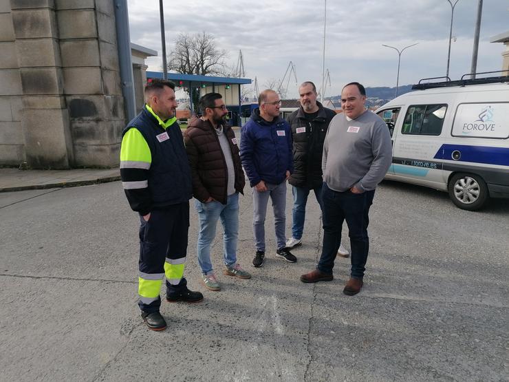 Integrantes de CCOO ás portas de Navantia Ferrol / Europa Press