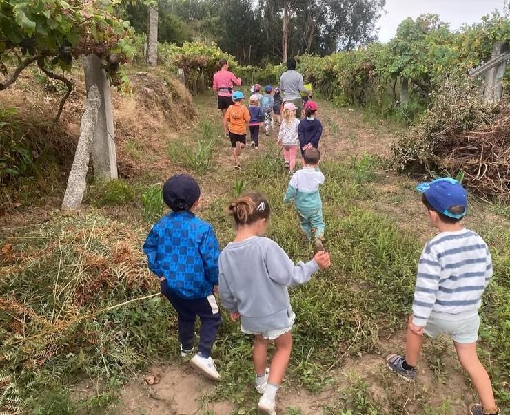 Actividades na escola unitaria de Rubiós, no concello das Neves / Instagram @eeiderubios