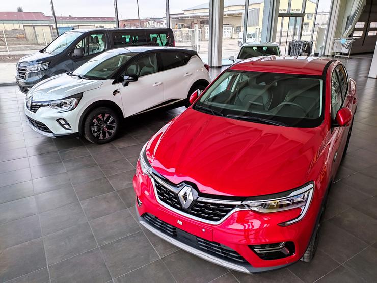 Vehículos e coches de segunda man e ocasión á venda nun concesionario / Europa Press