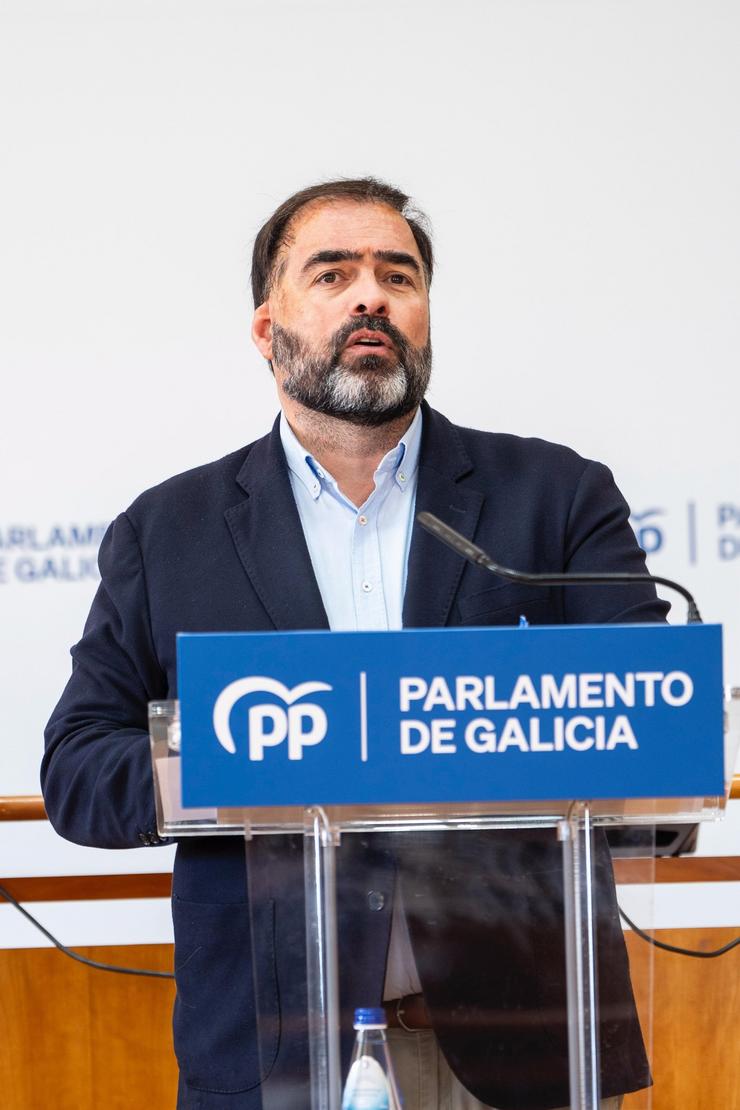 O portavoz parlamentario do PPdeG, Alberto Pazos Couñago, en rolda de prensa.. PPDEG / Europa Press