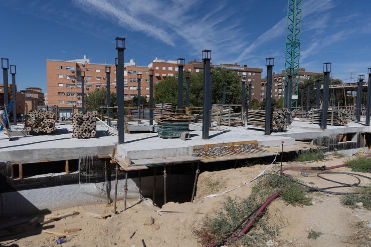 Vista xeral das obras de vivenda nova na construción dunha urbanización de edificios dunha inmobiliaria / Eduardo Parra