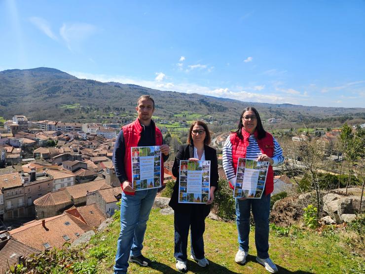 Presentación dos roteiros dende o Castelo de Allariz. Foto: Comunicación Concello.