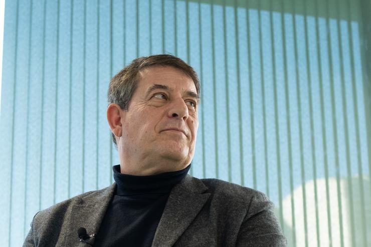 O secretario xeral do PSOE de Galicia, José Ramón Besteiro, durante unha entrevista para Europa Press, a 17 de xaneiro de 2025, en Santiago de Compostela / César Arxina - Arquivo