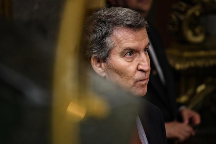 O presidente do Partido Popular, Alberto Núñez Feijóo, durante unha sesión plenaria no Congreso dos Deputados / Fernando Sánchez - Europa Press