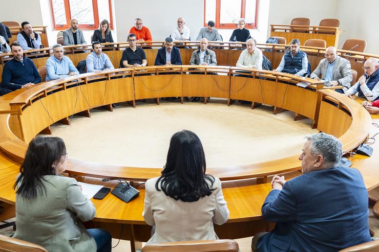Reunión do grupo parlamentario popular no Parlamento galego, en Santiago de Compostela. ÍÑIGO ROLÁN / Europa Press