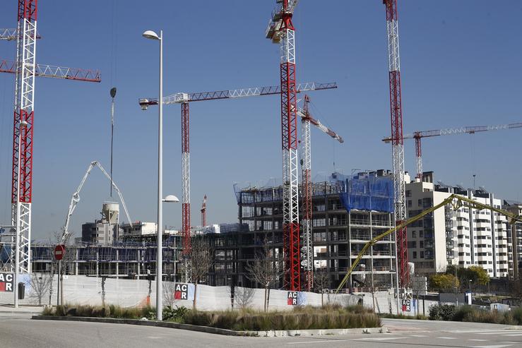 Piso, pisos, vivenda, vivendas, casa, casas, aluguer, compra, hipoteca, hipotecas, euribor, construción, guindastre, guindastres / EUROPA PRESS - Arquivo