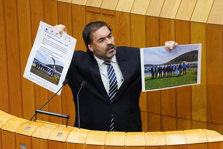 O portavoz do PP no Parlamento de Galicia, Alberto Pazos, intervén durante o pleno de investidura, no Parlamento galego, a 11 de abril de 2024, en Santiago de Compostela / Álvaro Ballesteros - Arquivo