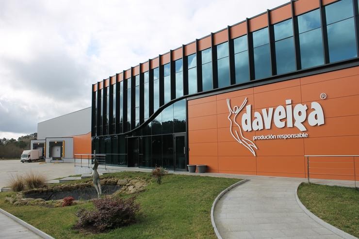 Novas instalacións de Daveiga S.L.L. no Polígono Industrial dos Acivros en Chantada. Foto: XMF