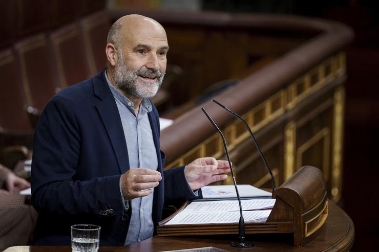 O deputado do BNG Néstor Rego durante unha sesión plenaria no Congreso dos Deputados, a 8 de abril de 2025, en Madrid.. A. Pérez Meca - Europa Press / Europa Press