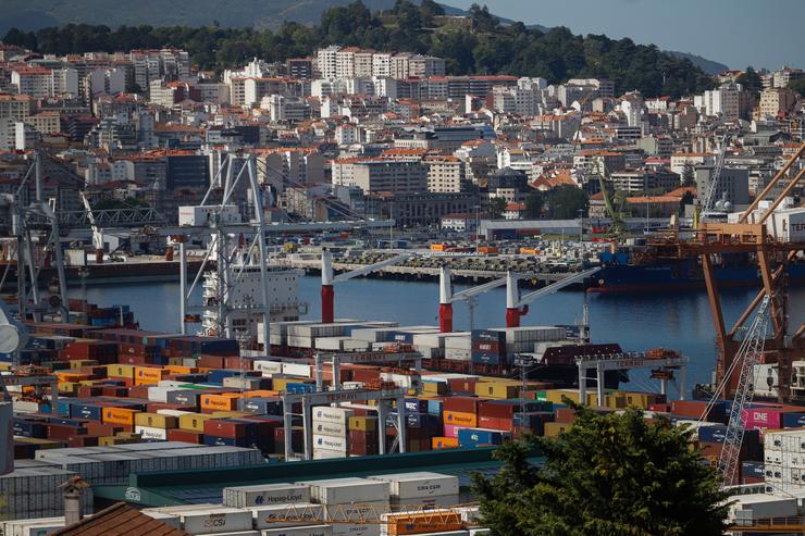 Porto de Vigo / Adrián Irago - E.P. - Arquivo