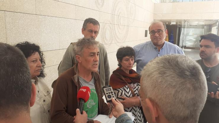Representantes da Rede para o Decrecemento xunto a Antonio Turiel 