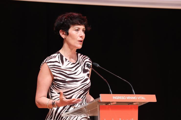 A ministra de Inclusión, Seguridade Social e Migracións, Elma Saiz, intervén durante unha xornada para conmemorar o cinco anos do Ingreso Mínimo Vital, a 9 de xuño de 2025, en Madrid (España). O IMV foi aprobado polo Goberno de España mediante R. Marta Fernández - Europa Press 