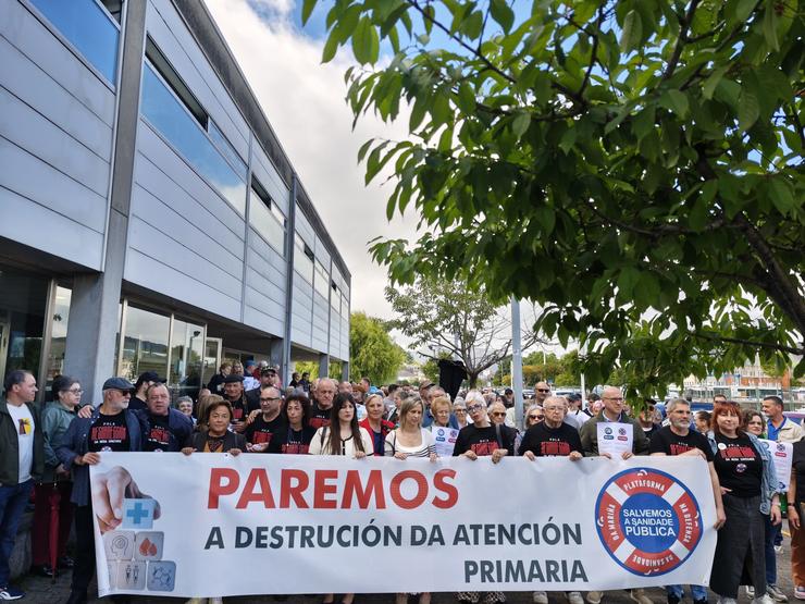 Concentración en Viveiro, a 5 de xuño de 2025 / PLATAFORMA EN DEFENSA DA SANIDADE DÁ MARIÑA / Europa Press