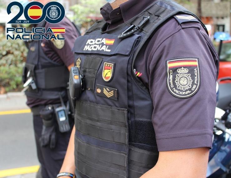 Axentes da Policía Nacional 