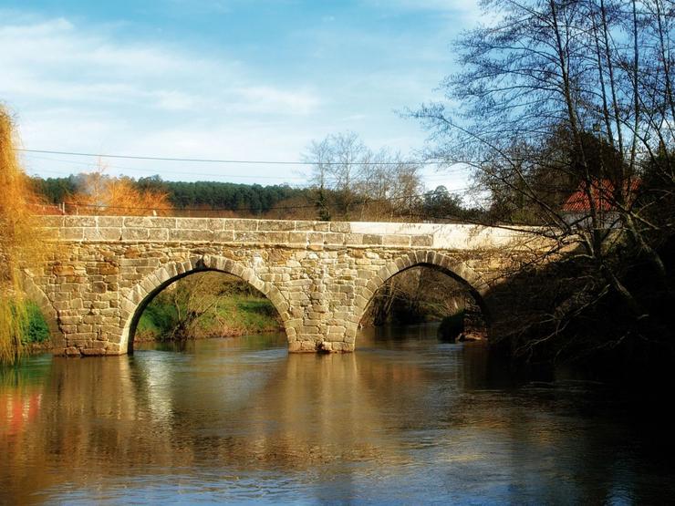 Ponte de Traba, do século XV, en Noia 