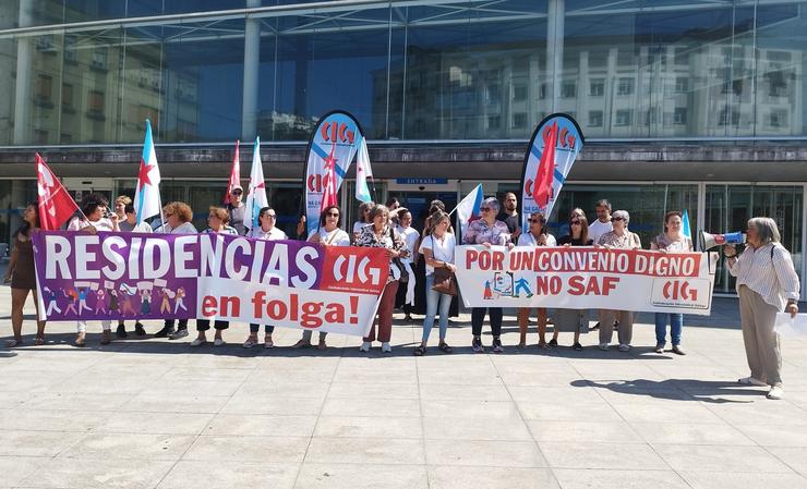 Protesta de traballadores de residencias privadas / CIG