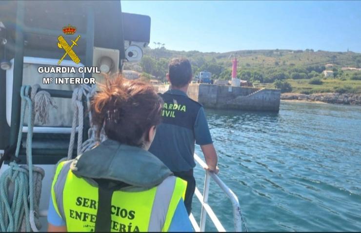 Trasladada ao hospital unha muller que sufriu unha forte crise de ansiedade na Illa de Ons.. GARDA CIVIL / Europa Press