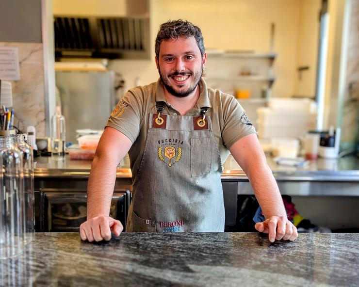 Federico na súa pizzería 'Vucciria' 