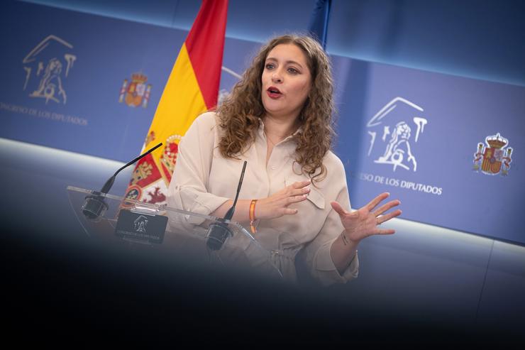 A portavoz do PP no Congreso, Ester Muñoz, durante unha rolda de prensa no Congreso dos Deputados, a 15 de xullo de 2025, en Madrid (España).. Fernando Sánchez - Europa Press 