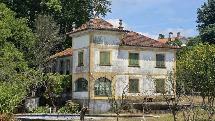 O Antigo Hotel Balneario de Catoira na actualidade / GC