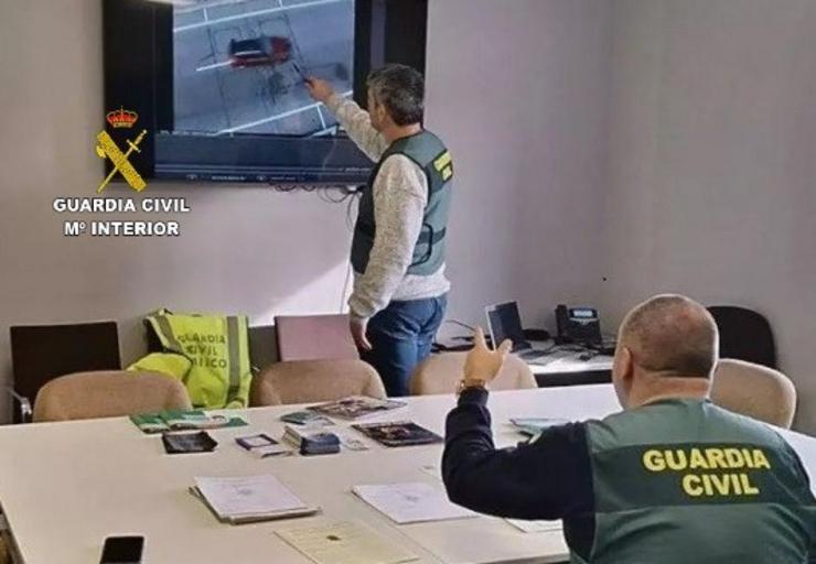 Axentes da Garda Civil.. GARDA CIVIL / Europa Press
