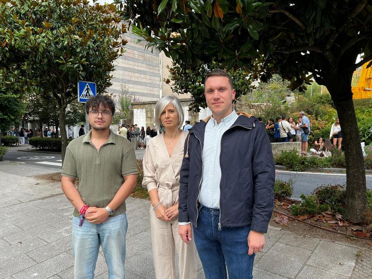 PSdeG denuncia a "nula política de vivenda do PP" ante as "colas da vergoña" de estudantes que buscan piso. PSDEG / Europa Press