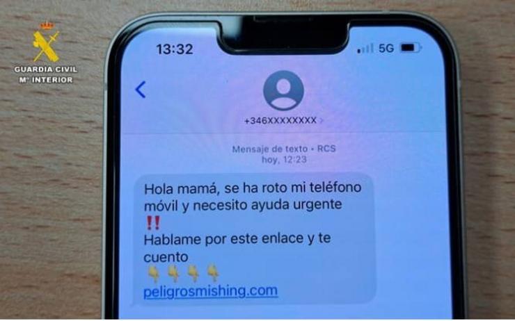 Desarticulado un grupo dedicado á estafa do fillo en apertos tras a denuncia dunha vítima de Cambre (A Coruña). GARDA CIVIL / Europa Press