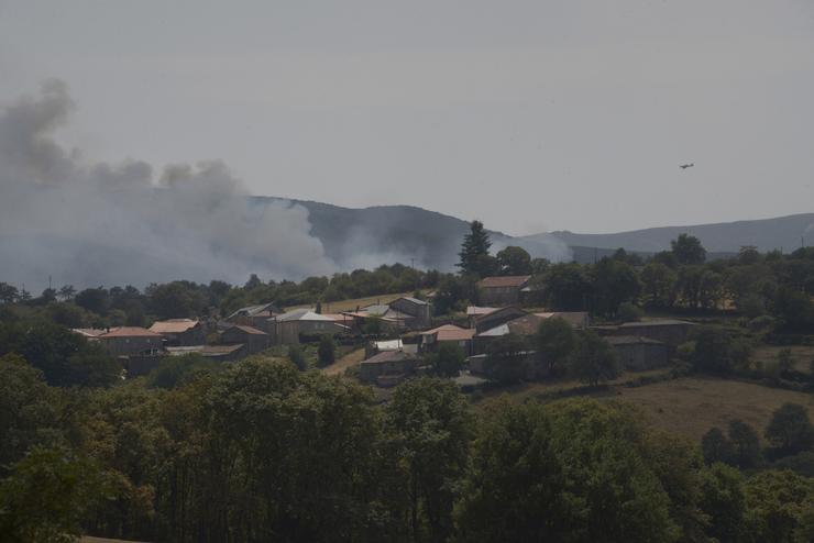 Vista dos incendios do Macizo Central, a 11 de agosto de 2025, en Chandrexa de Queixa, Ourense 