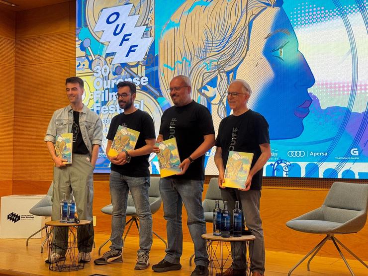 O programador do OUFF, Alberto González, o seu director, Óscar Doviso, o seu asesor, César Silva, e o vicepresidente segundo da Deputación de Ourense, César Fernández, presentan a programación do festival que arrinca o 26 de setembro. EUROPAPRESS 