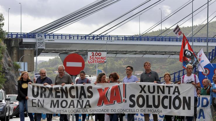 O secretario xeral do PSdeG, José Ramón Gómez Besteiro, na manifestación convocada en Moaña pola volta de Urxencias, a 7 de setembro de 2025.. PSDEG 
